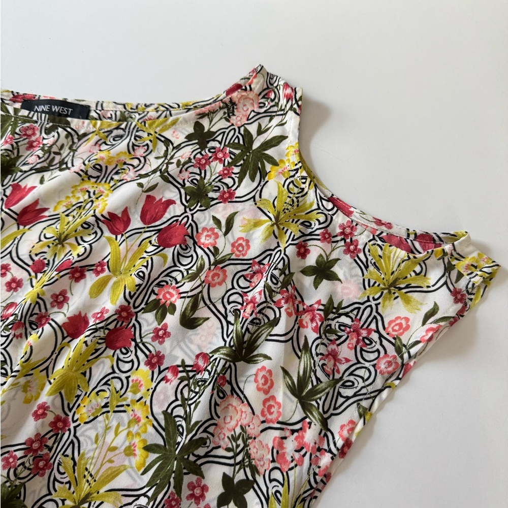 NWOT Nine West Colorful Cold Shoulder Lightweight Floral Blouse Size - Picture 3 of 6